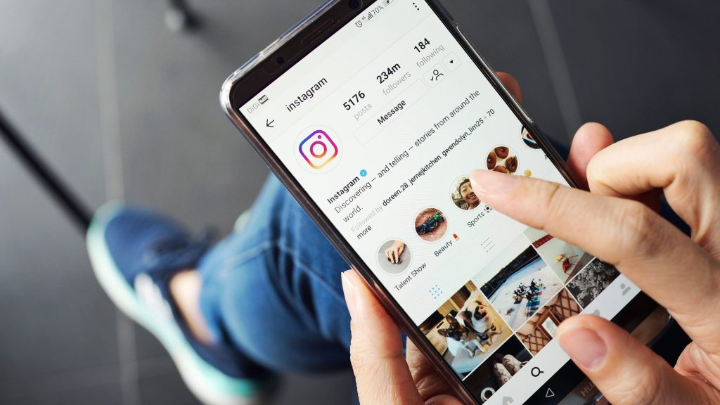 Самые крутые никнеймы в Instagram в 2023 году: 1111 вариантов ников